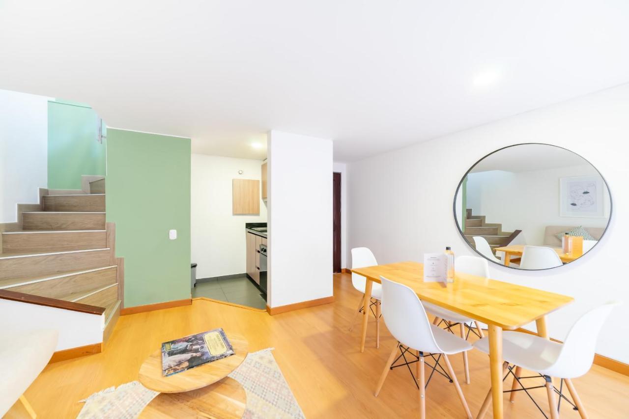 Comfortable Duplex In Parque 93 Богота Екстериор снимка