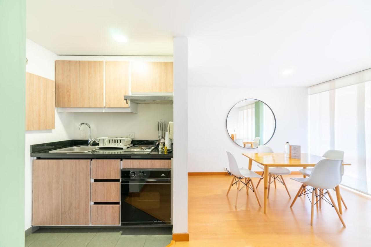 Comfortable Duplex In Parque 93 Богота Екстериор снимка